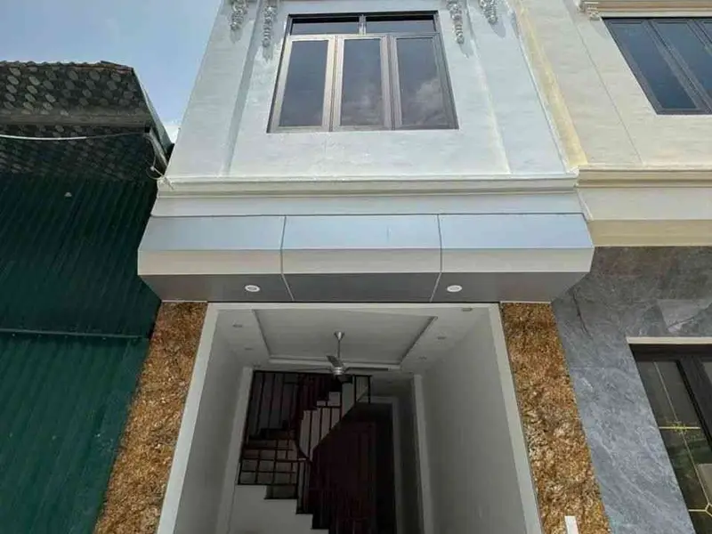 Bán nhà 4 tầng 3 phòng ngủ tại phường Long Biên, Hà Nội... Bán nhà riêng tại Long Biên, Hà Nội 01