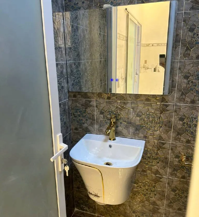 💥💥NỞ Hậu - VT Hiếm - Sát Q1, ngay Landmark
🏡 69m² | Ngang 4m x16m
Giá 8.5T🌹🌹
👍Vào ở Ngay
 📍... Bán nhà riêng tại Thạnh Mỹ Tây, Hồ Chí Minh 01