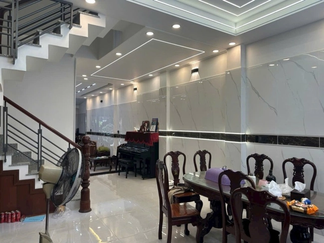 Bán nhà 4 tầng đường Hồ Bá Phấn, phường Phước Long A, Quận 9, diện tích 105m2, nhỉnh 12 tỷ tại Hồ Chí Minh 03