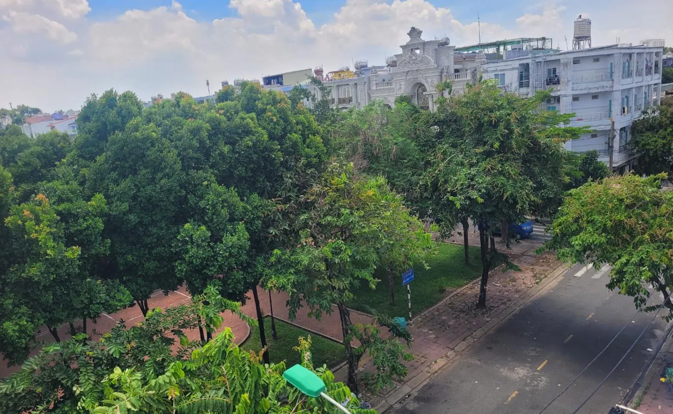 Nhà mặt phố 4 tầng view công viên tại phường An Lạc, Bình Tân... Bán nhà mặt phố tại An Lạc, Hồ Chí Minh 01