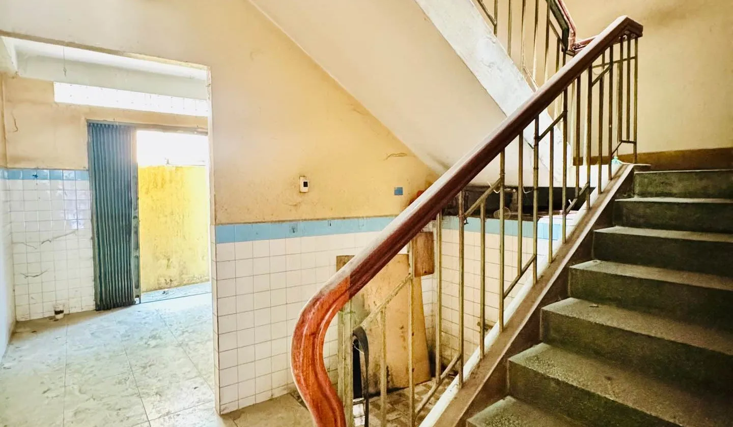 Nhà mặt phố siêu đẹp, kinh doanh đỉnh, mặt tiền rộng 4.5m... Bán nhà mặt phố tại Tân Bình, Hồ Chí Minh 01