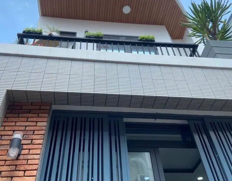 Nhà đẹp 3 tầng hẻm Âu Dương Lân, giá giảm hấp dẫn... Bán nhà riêng tại Chánh Hưng, Hồ Chí Minh 01