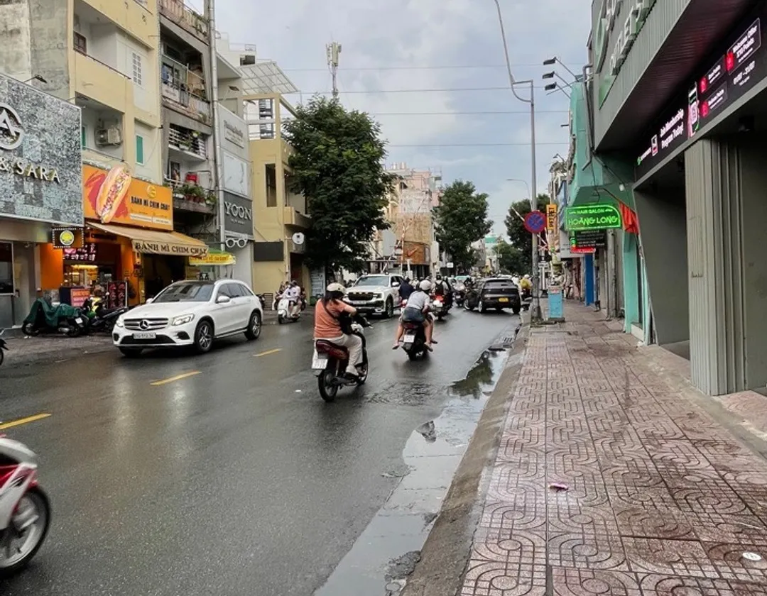 🔥 MẶT TIỀN KINH DOANH NGAY LÊ VĂN SỸ – ĐANG CÓ DÒNG TIỀN... Bán nhà mặt phố tại Phú Nhuận, Hồ Chí Minh 01