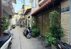 Nhà Tân Phú , 50m tới mặt tiền Tây Thạnh, 2 Tầng full nội thất, chỉ 92tr/m2... Bán nhà riêng tại Tây Thạnh, Hồ Chí Minh 01