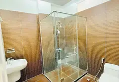 Nhà mặt phố 4 tầng rộng 100m² tại Phường An Lạc, Hồ Chí Minh với thiết kế lệch tầng tiện nghi... Bán nhà mặt phố tại An Lạc, Hồ Chí Minh 16