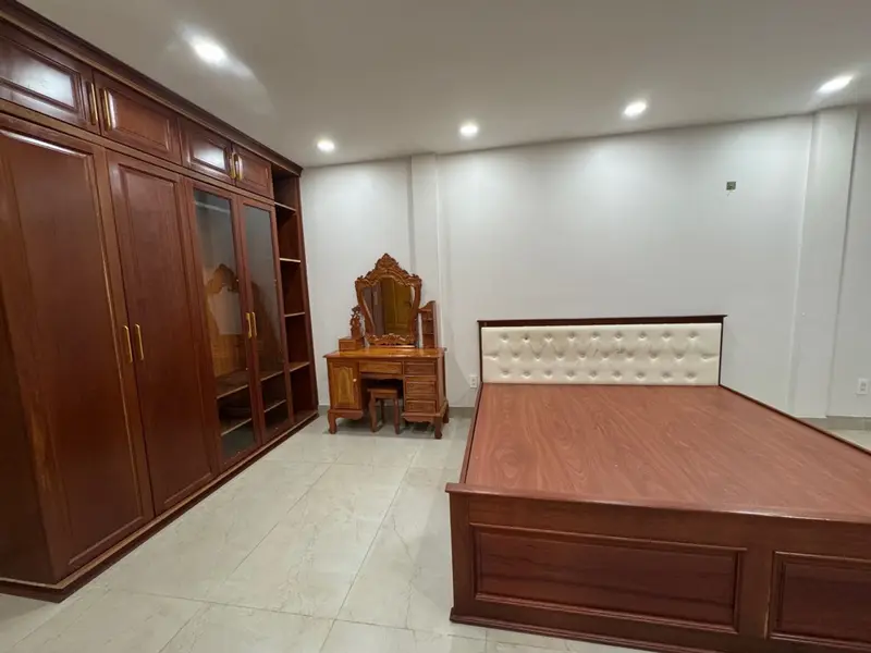 Nhà đẹp, hẻm xe hơi, tặng full nội thất gỗ xịn... Bán nhà riêng tại Bàn Cờ, Hồ Chí Minh 01