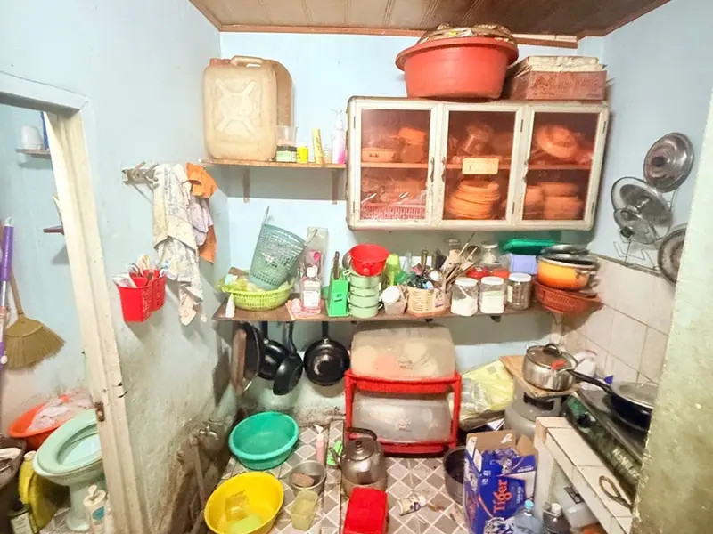 Nhà nhỏ xinh, vị trí vàng, giá siêu hời!... Bán nhà riêng tại Hòa Hưng, Hồ Chí Minh 01