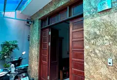VỪA TIỀN - NHÀ ĐẸP Ở LUÔN - NỘI THẤT CƠ BẢN - GẦN Ô TÔ

Mô tả:
- Nhà 5 tầng còn khá mới, nội thất đ... Bán nhà riêng tại Bồ Đề, Hà Nội 02