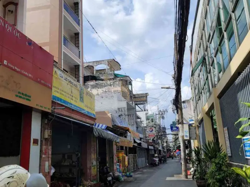 Nhà mặt phố 3 tầng, Khu Lý Thường Kiệt, 5 phòng ngủ, ngang 5.2m... Bán nhà mặt phố tại Tân Sơn Nhất, Hồ Chí Minh 01