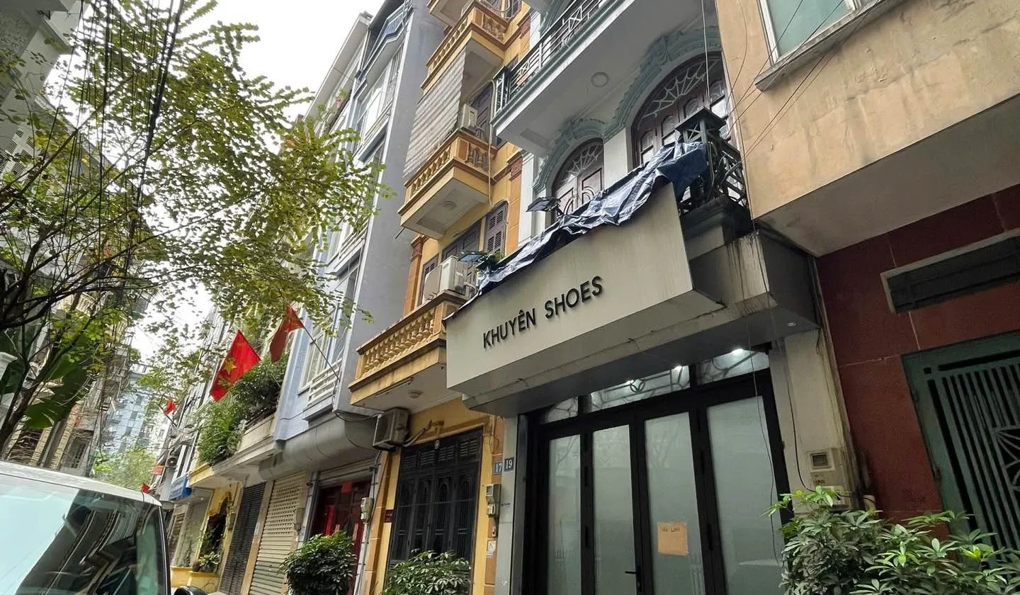 Nhà 50m2 5 tầng 6PN tại phường Cầu Giấy, Hà Nội giá 25.5 tỷ... Bán nhà riêng tại Cầu Giấy, Hà Nội 01