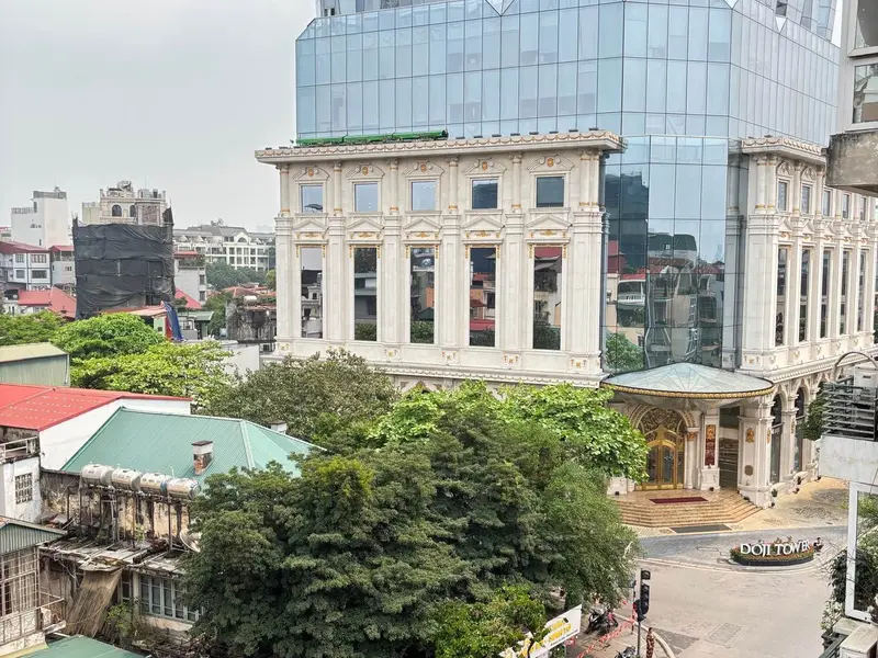 Bán nhà mặt phố Nguyễn Thái Học 7 tầng thiết kế đa năng, vị trí giao thương sầm uất... Bán nhà mặt phố tại Văn Miếu - Quốc Tử Giám, Hà Nội 01