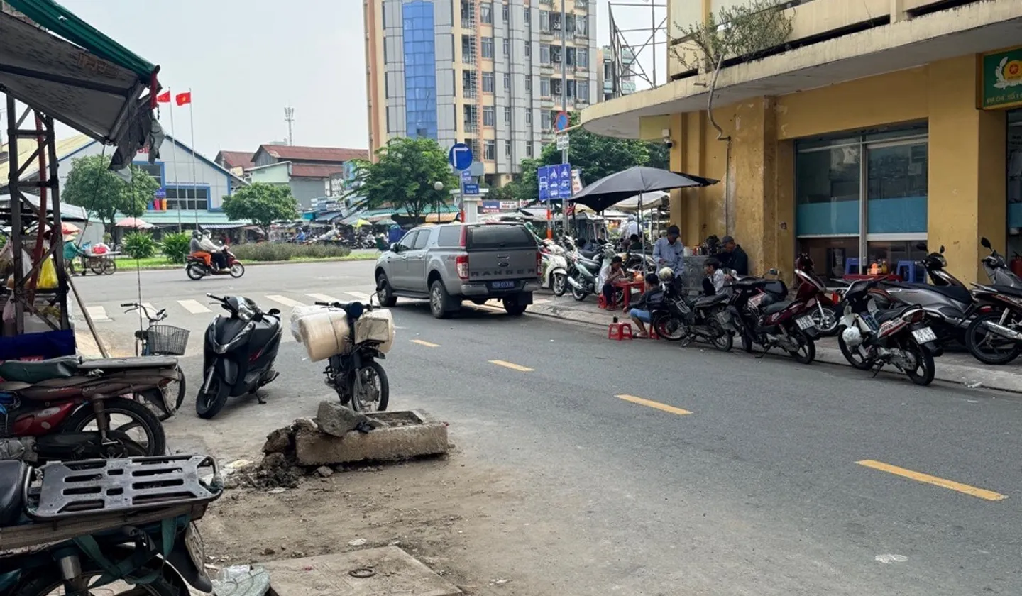 Bán nhà mặt phố 2 tầng rộng 33.9 m² tại phường Chợ Lớn, Quận 5, TPHCM... Bán nhà mặt phố tại Chợ Lớn, Hồ Chí Minh 01