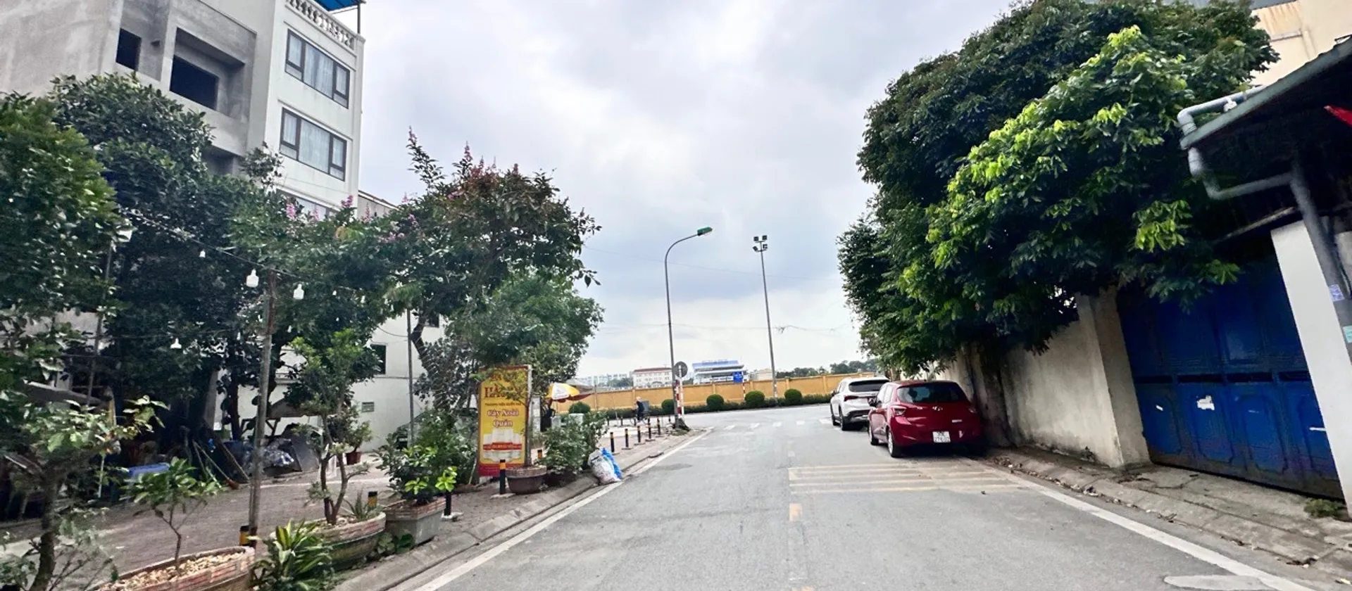 Cơ hội vàng sở hữu nhà mặt ngõ rộng vỉa hè lớn, kinh doanh đỉnh tại trung tâm... Bán nhà mặt phố tại Bồ Đề, Hà Nội 01