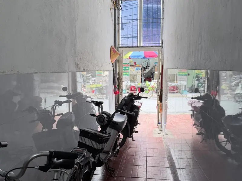 Nhà mặt phố Chùa Hàng với vị trí thuận lợi cho kinh doanh và sinh hoạt... Bán nhà mặt phố tại Lê Chân, Hải Phòng 01