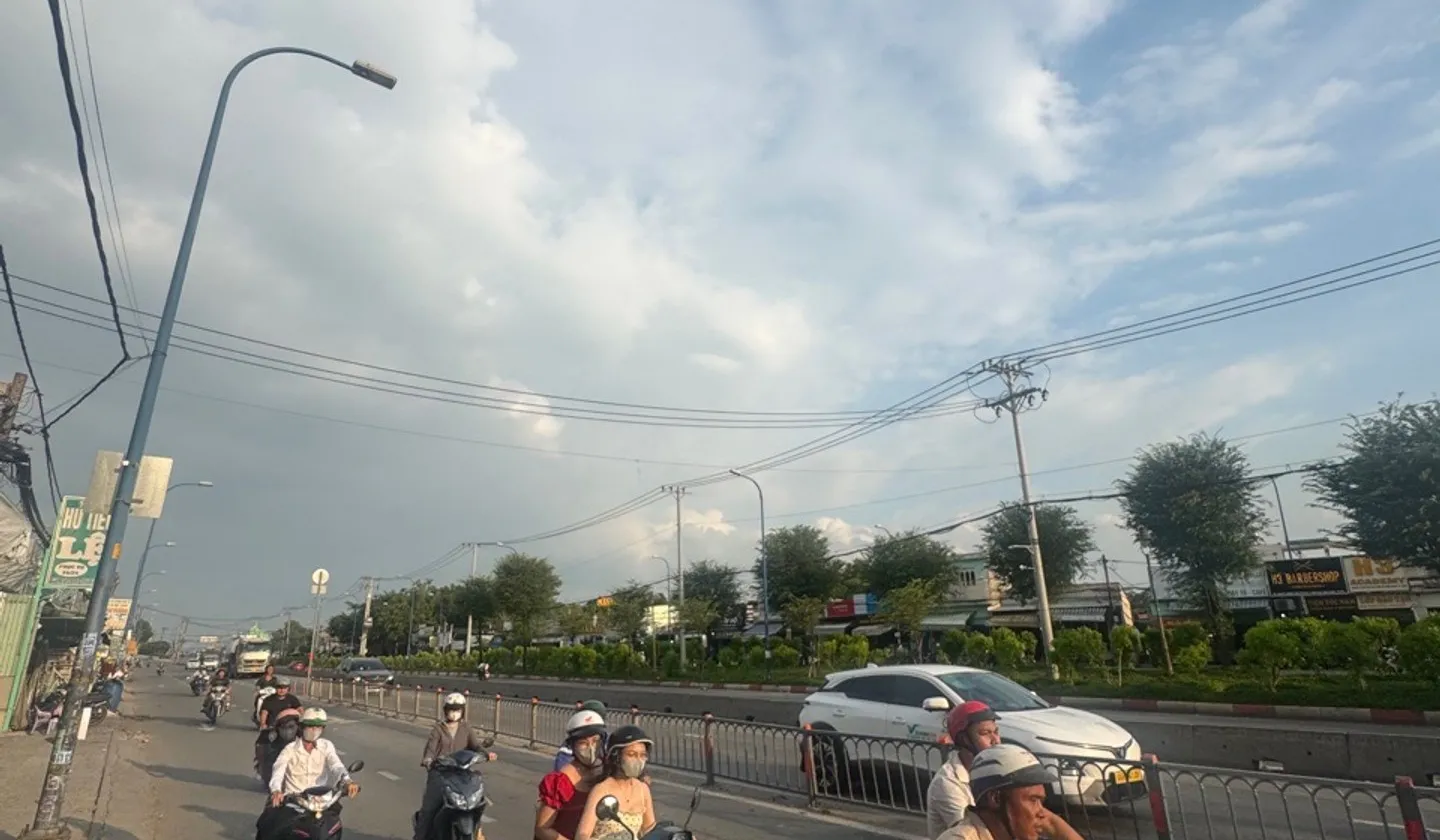 Nhà mặt phố Trần Văn Giàu rộng rãi - kết hợp kinh doanh đỉnh... Bán nhà mặt phố tại Tân Vĩnh Lộc, Hồ Chí Minh 01