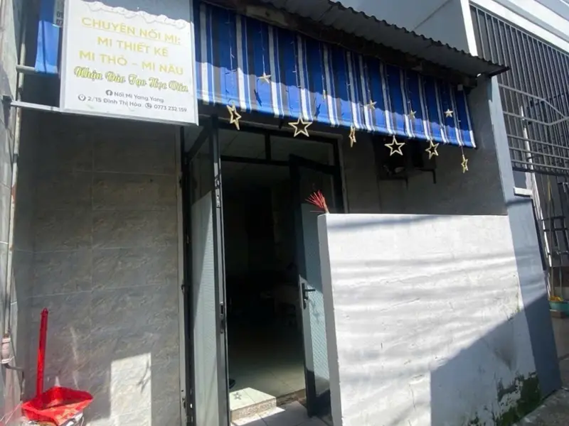 LÔ GÓC 3 MẶT THOÁNG – ĐẤT TẶNG NHÀ 1.5 TẦNG – GẦN BIỂN MỸ KHÊ 🔥

📍 Thông Chính Hữu – cách kiệt ô... Bán nhà riêng tại An Hải, Đà Nẵng 01