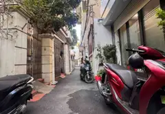 🏡 CĂN NHÀ GIA THỤY – LONG BIÊN – THANG MÁY – FULL NỘI THẤT – GIÁ TỐT NHẤT KHU VỰC
✨ Diện tích 42/... Bán nhà riêng tại Bồ Đề, Hà Nội 03