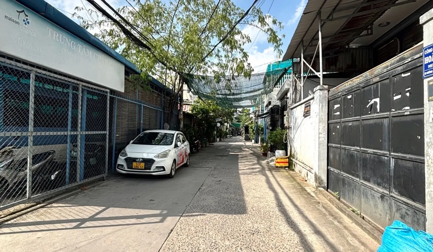 Bán nhà mặt phố 4 tầng, 143.5m², mặt tiền 8m, Bình Hưng Hòa, Bình Tân, TP Hồ Chí Minh... Bán nhà mặt phố tại Bình Hưng Hòa, Hồ Chí Minh 01