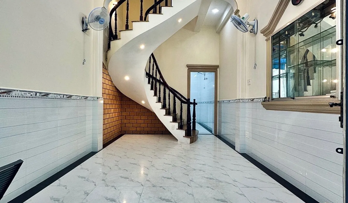 Nhà 4 tầng tại Tân Phú, diện tích 37.3 m2, giá 5.58 tỷ... Bán nhà riêng tại Tân Phú, Hồ Chí Minh 01