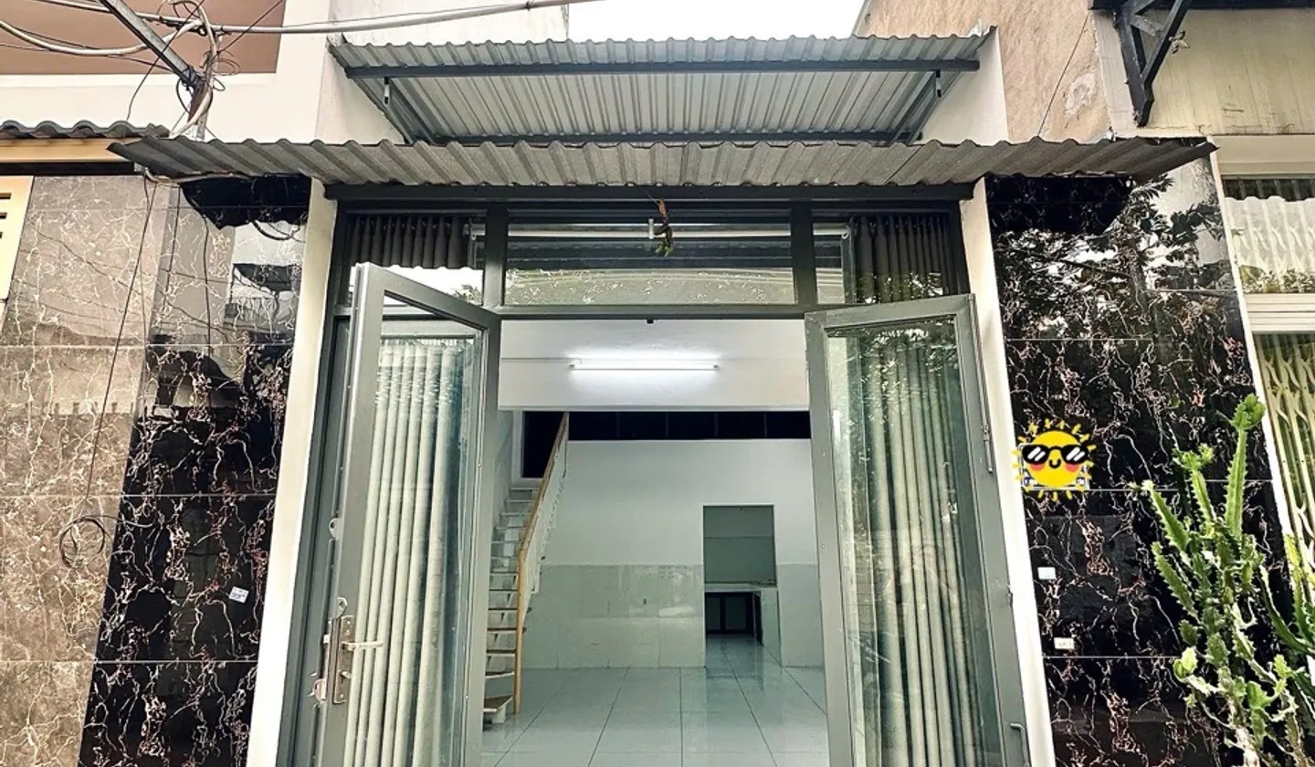 🏡 BÁN NHÀ LIÊN KHU 5-6 – HẺM Ô TÔ THÔNG – NỞ HẬU – CHỈ 3,6 TỶ 🔥
📐 Diện tích hơn 40m² – sổ nở hậu... Bán nhà riêng tại Bình Tân, Hồ Chí Minh 01