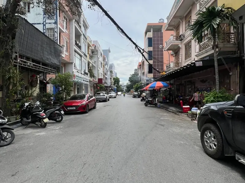 Nhà mặt phố 5 tầng tại khu vực trung tâm thuận tiện kinh doanh đa ngành... Bán nhà mặt phố tại Gia Viên, Hải Phòng 01