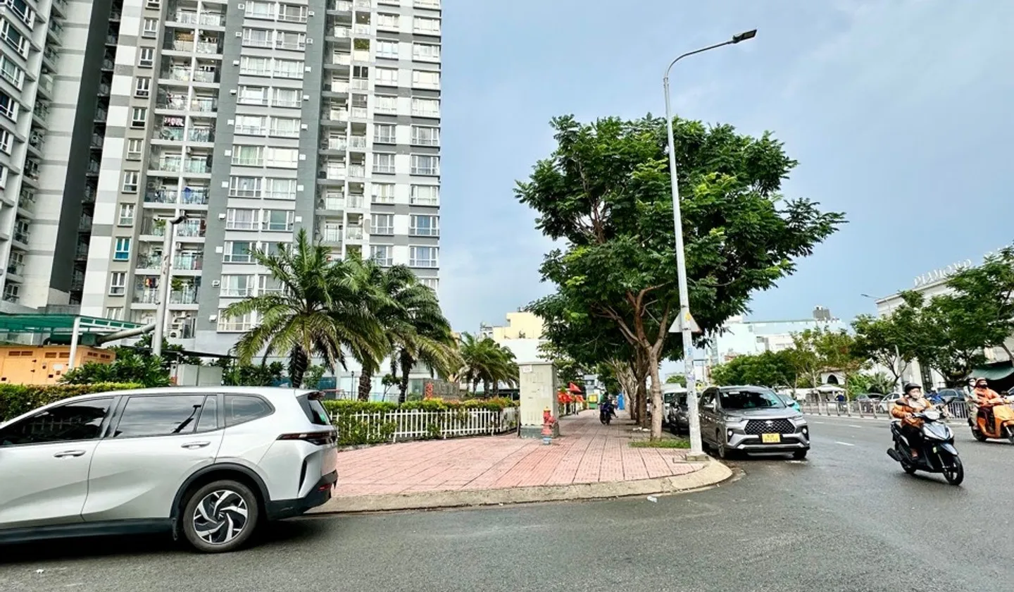 Bán nhà 2 tầng, 2 phòng ngủ, gần mặt tiền Phạm Văn Chí, Quận 6... Bán nhà riêng tại Bình Tiên, Hồ Chí Minh 01