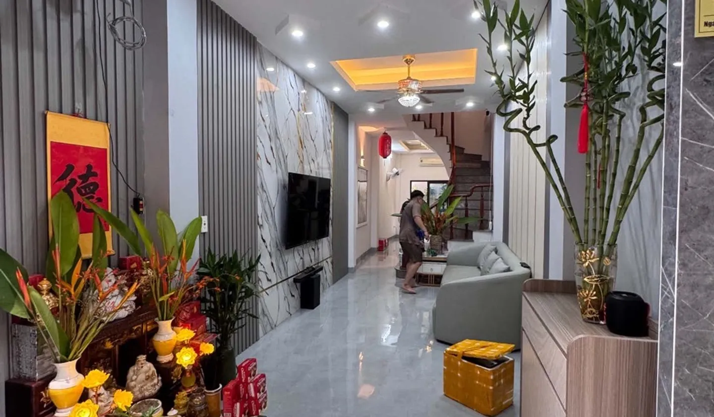 GĐ Tôi cần bán gấp Nhà Hai Bà Trưng - Ô TÔ cách nhà vài bước... Bán nhà riêng tại Bạch Mai, Hà Nội 01