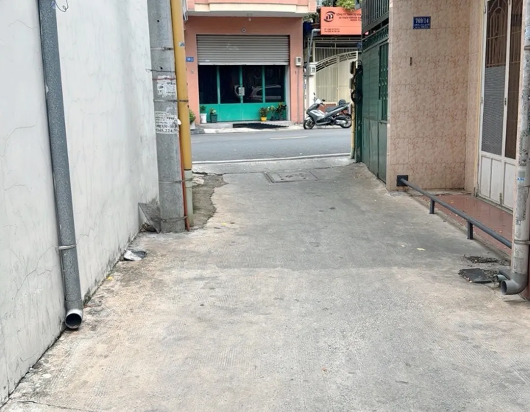 Nhà 3 Tầng Sân Thượng Thoáng Mát Quận Tân Sơn Nhất Giá Tốt 18 Tỷ... Bán nhà riêng tại Tân Sơn Nhất, Hồ Chí Minh 01