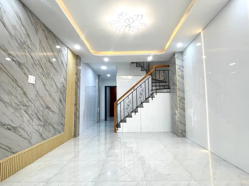25.🏠Nhỉnh 4 Ty. Nguyễn Thị Tần.Q8 Nhà 2 Tầng. 3pn Dtsd 39m2. Nở hậu
Sổ hồng riêng... Bán nhà riêng tại Chánh Hưng, Hồ Chí Minh 01
