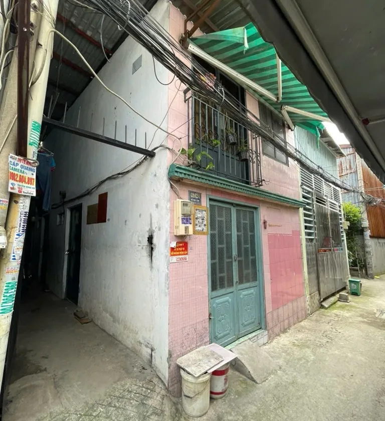 Dãy trọ • 2 tầng • 6 phòng tại An Lạc, Bình Tân • giá 3,99 tỷ... Bán owner_side tại An Lạc, Hồ Chí Minh 01