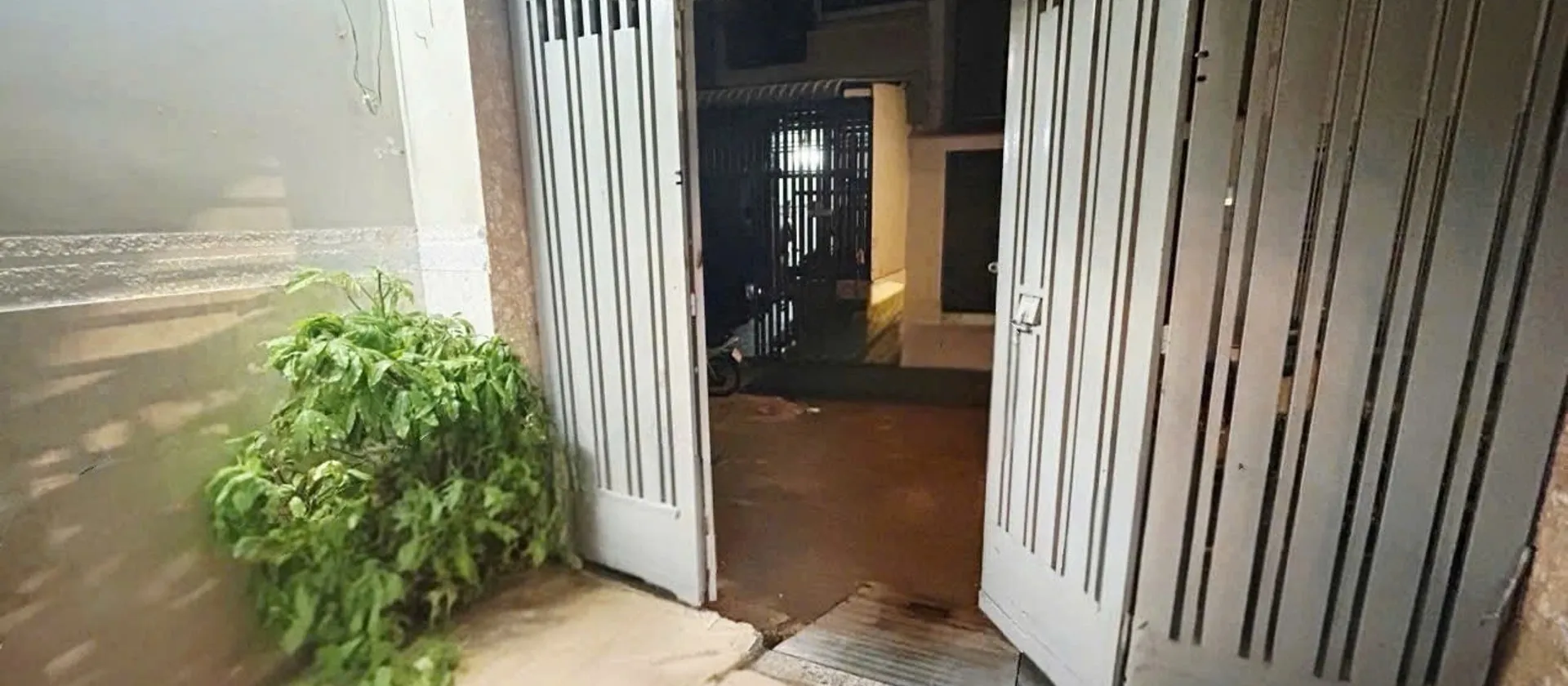 🔥 GIẢM GIÁ MẠNH – 6.1 TỶ TL | NHÀ 5 TẦNG – HẺM TẢI TRÁNH – TMT09 🔥
🏡 4x22M – 5 TẦNG KIÊN CỐ... Bán nhà riêng tại Trung Mỹ Tây, Hồ Chí Minh 01