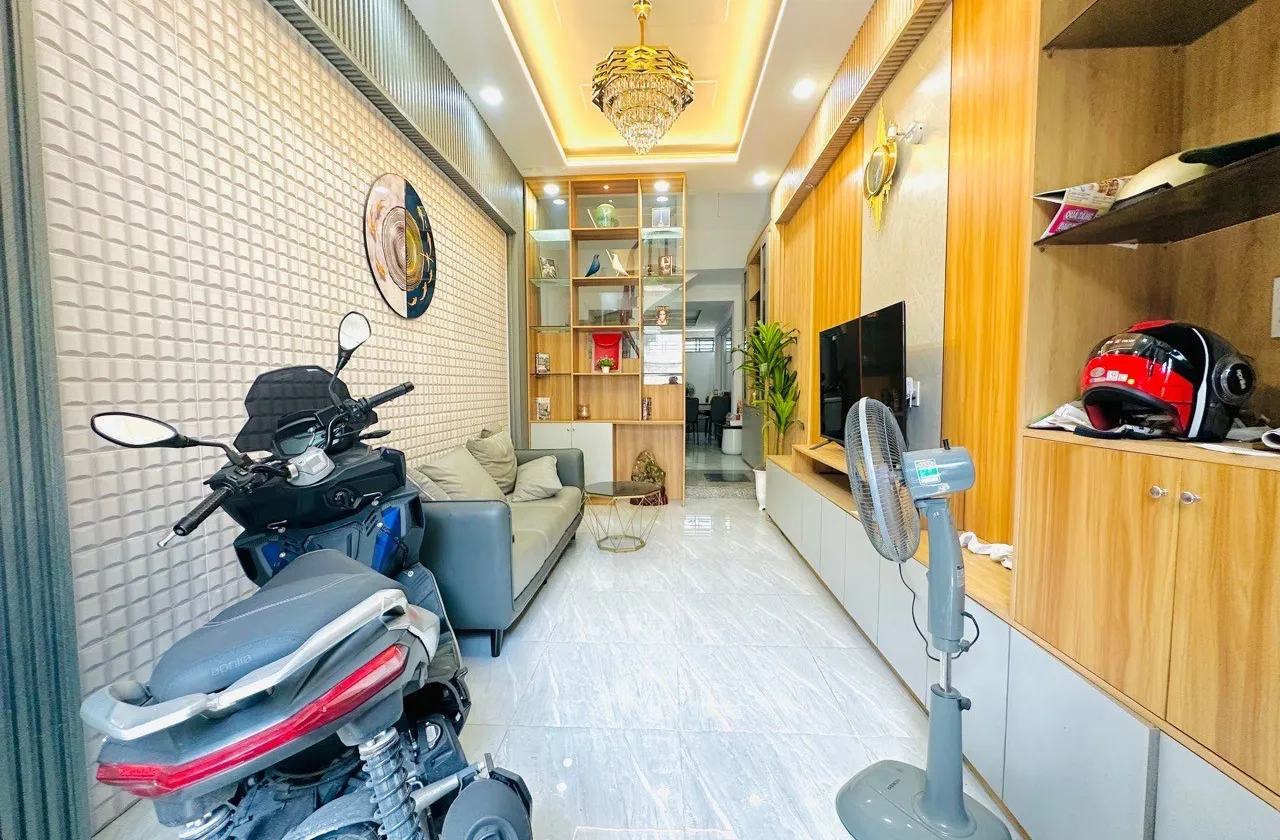👉TÂN BÌNH- TRẦN THỊ TRỌNG $ 5.8 TL
👉DT:43 M2(3 ×15)
👉XE HƠI ĐẾN NHÀ - BA MẶT HẺM - THẲNG 1 TRỤC... Bán nhà riêng tại Tân Sơn, Hồ Chí Minh 01