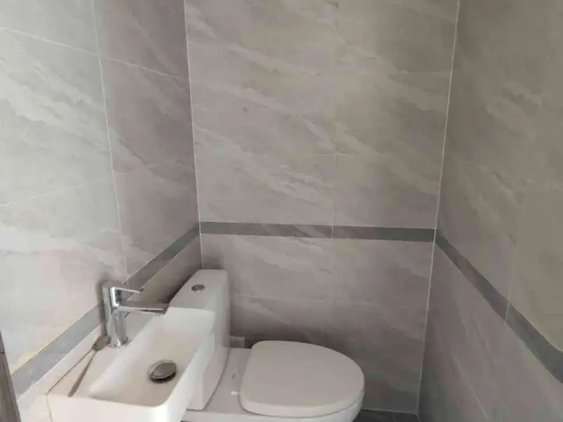 Nhà mặt phố Lạch Tray, nằm tại vị trí trung tâm thành phố, phù hợp kinh doanh và an cư... Bán nhà mặt phố tại Gia Viên, Hải Phòng 01