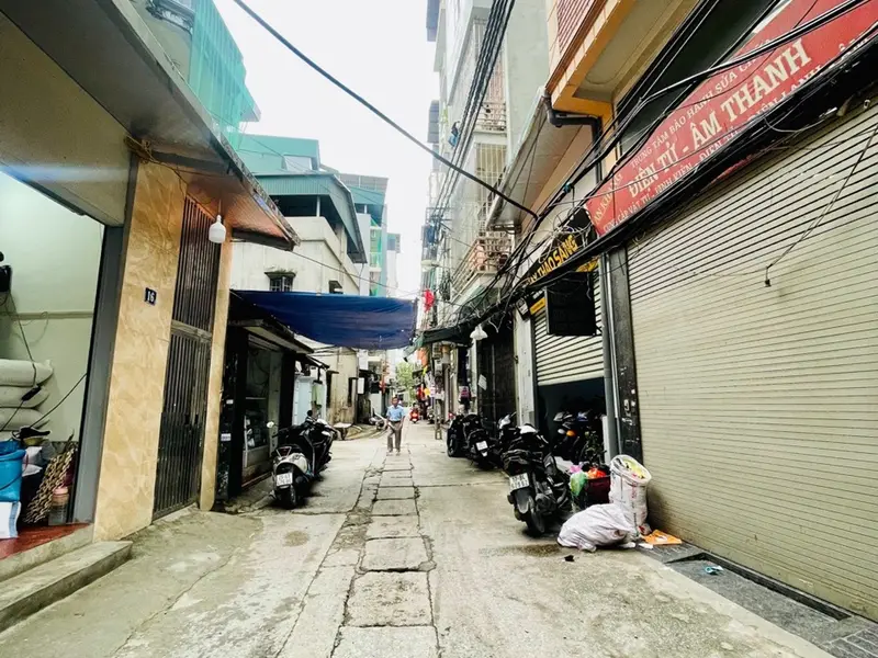 Nhà Kim Giang ngõ ô tô, kinh doanh tuyệt đỉnh, cơ hội không thể bỏ qua... Bán nhà riêng tại Định Công, Hà Nội 01