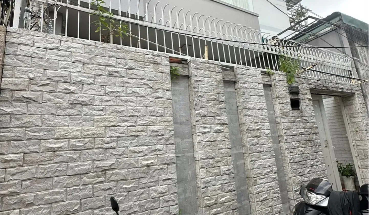 Bán nhà riêng 2 tầng 80m2 tại Đông Hưng Thuận, Quận 12 giá 5,3 tỷ... Bán nhà riêng tại Đông Hưng Thuận, Hồ Chí Minh 01