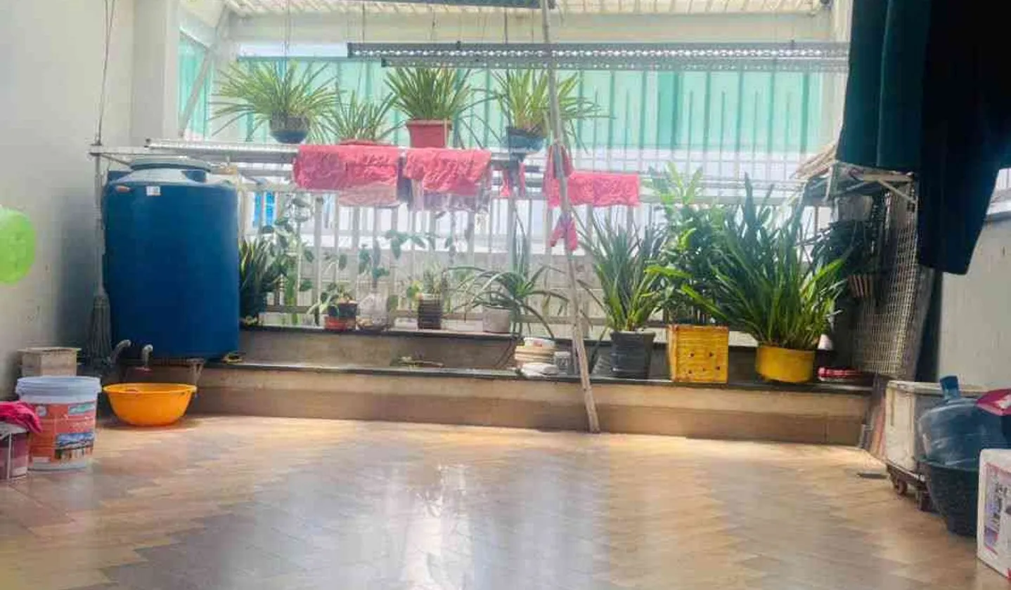 Nhà 6 tầng rộng 129m2 mặt tiền 5m, có thang máy và gara 2 ô tô... Bán nhà mặt phố tại Phú Thọ Hòa, Hồ Chí Minh 01