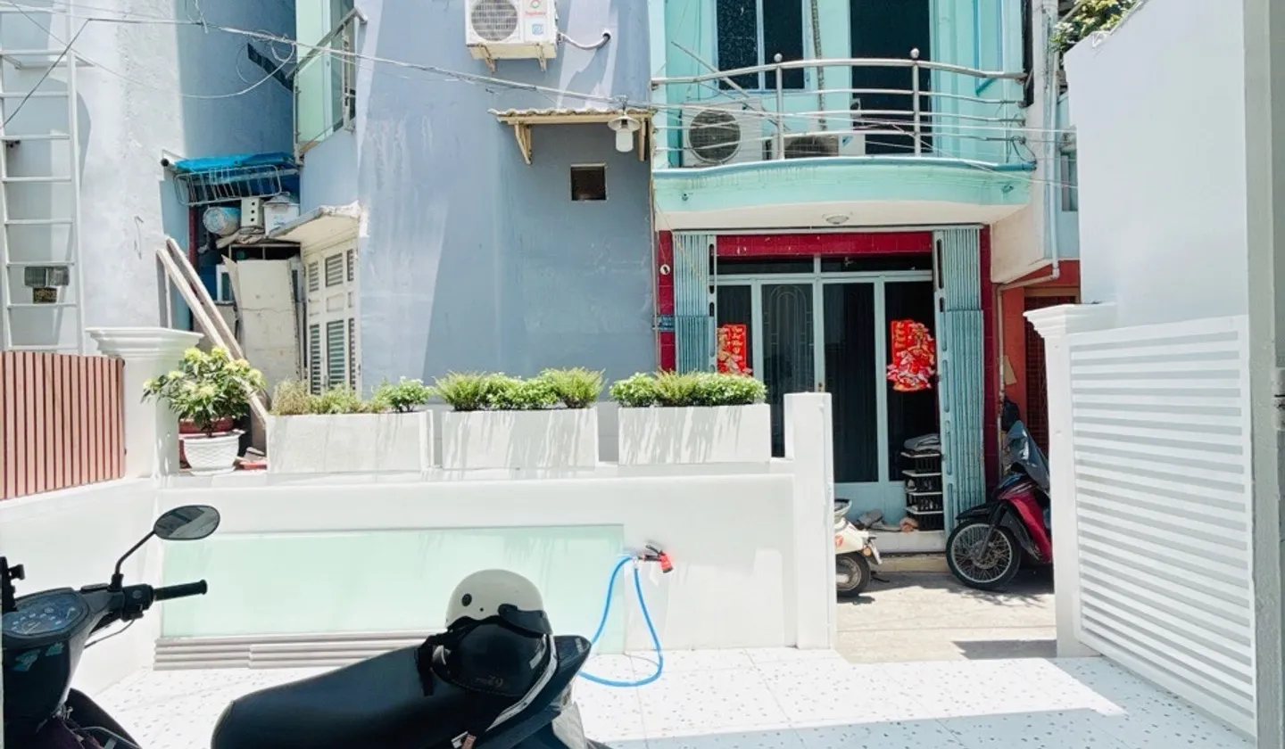 Cơ hội hiếm có sở hữu nhà riêng diện tích 97m2 ngay trung tâm Nguyễn Thị Tần... Bán nhà riêng tại Chánh Hưng, Hồ Chí Minh 01