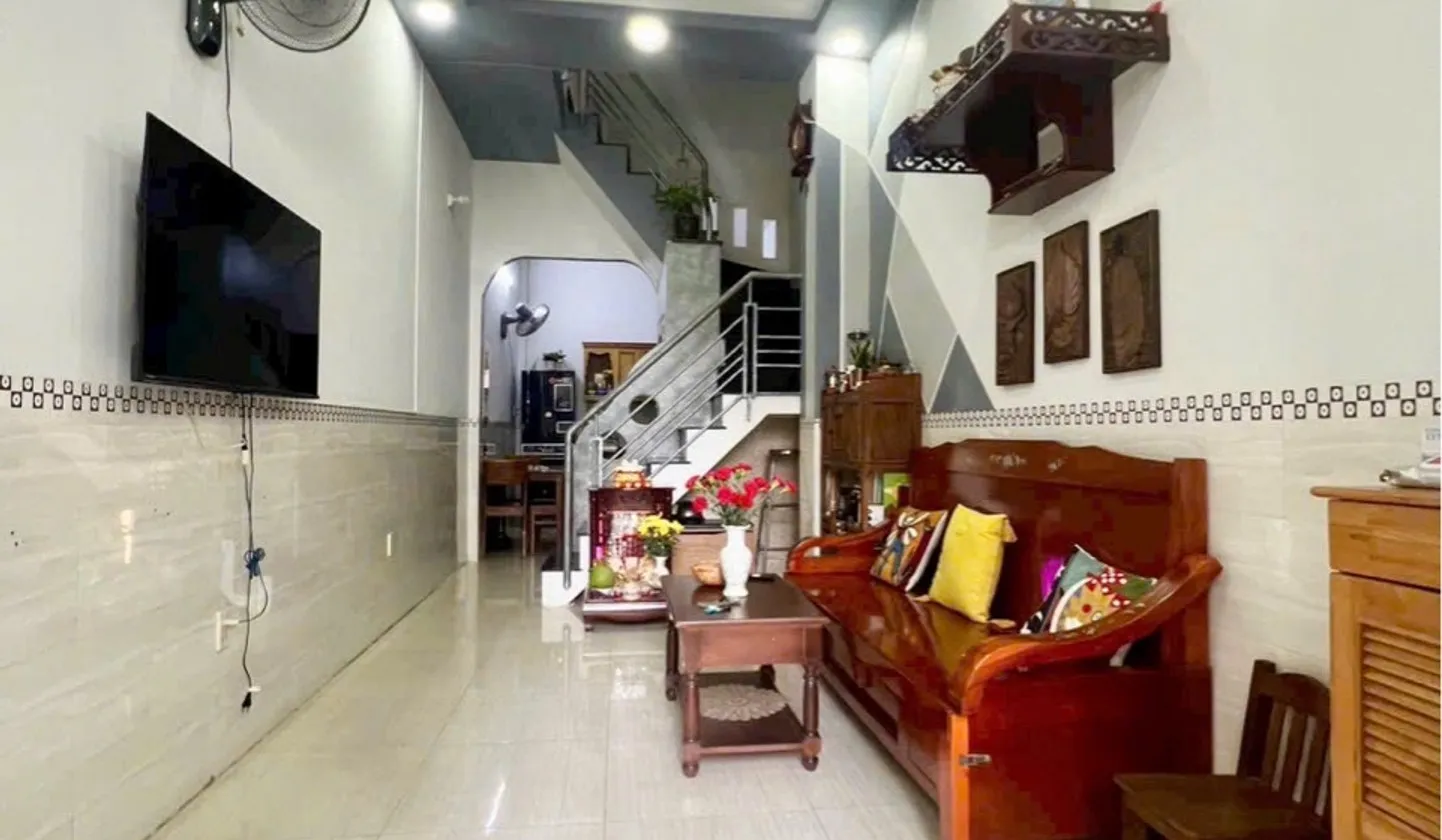 Cơ Hội Sở Hữu Nhà 2 Tầng Mới Trung Tâm Quận 10, Hẻm Ô Tô Hiếm Có... Bán nhà riêng tại Hòa Hưng, Hồ Chí Minh 01