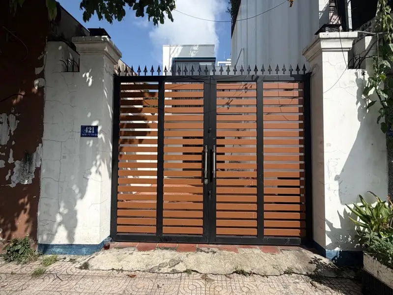 Nhà mặt phố Tân Sơn thuận tiện vị trí đối diện sân golf Tân Bình... Bán nhà mặt phố tại An Hội Tây, Hồ Chí Minh 01