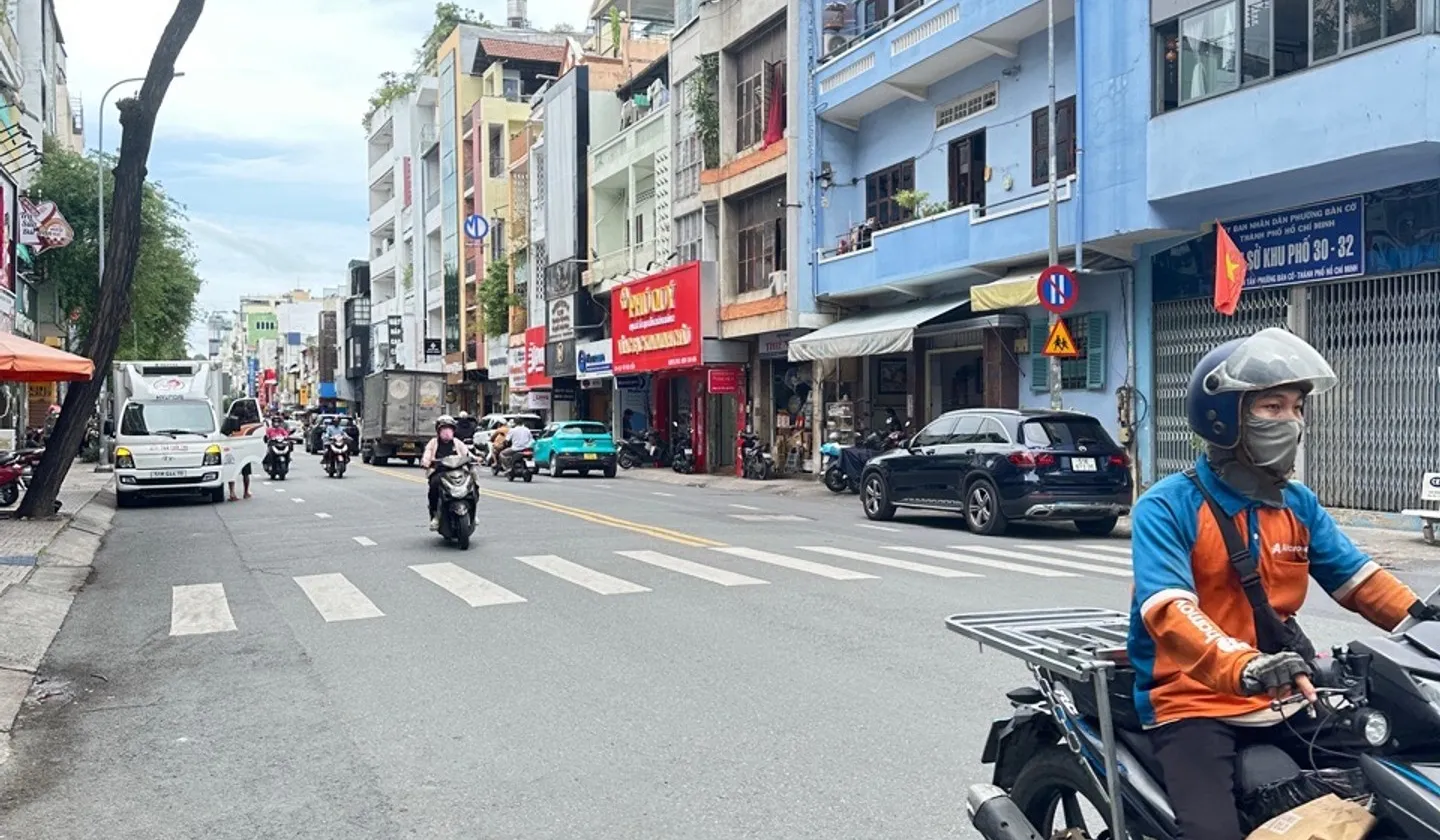Nhà hiếm 5 tầng có thang máy, hẻm rộng, kinh doanh đỉnh ở Quận 3... Bán nhà mặt phố tại Bàn Cờ, Hồ Chí Minh 01