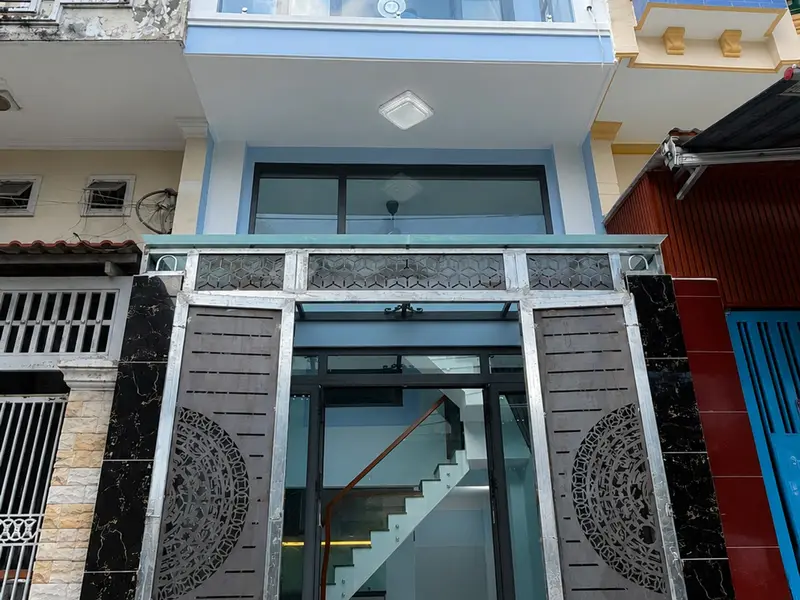 Bán nhà riêng 3 tầng tại phường Hiệp Bình, Hồ Chí Minh, mặt tiền kinh doanh 3.7 m... Bán nhà riêng tại Hiệp Bình, Hồ Chí Minh 01