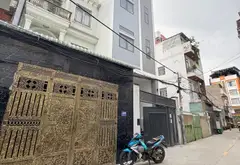 🚨 7.9 TỶ SỞ HỮU NHÀ 4 TẦNG – NGANG 5M – CÓ CHỖ ĐẬU Ô TÔ! 🚨(1559.88)💥... Bán nhà riêng tại Trung Mỹ Tây, Hồ Chí Minh 01