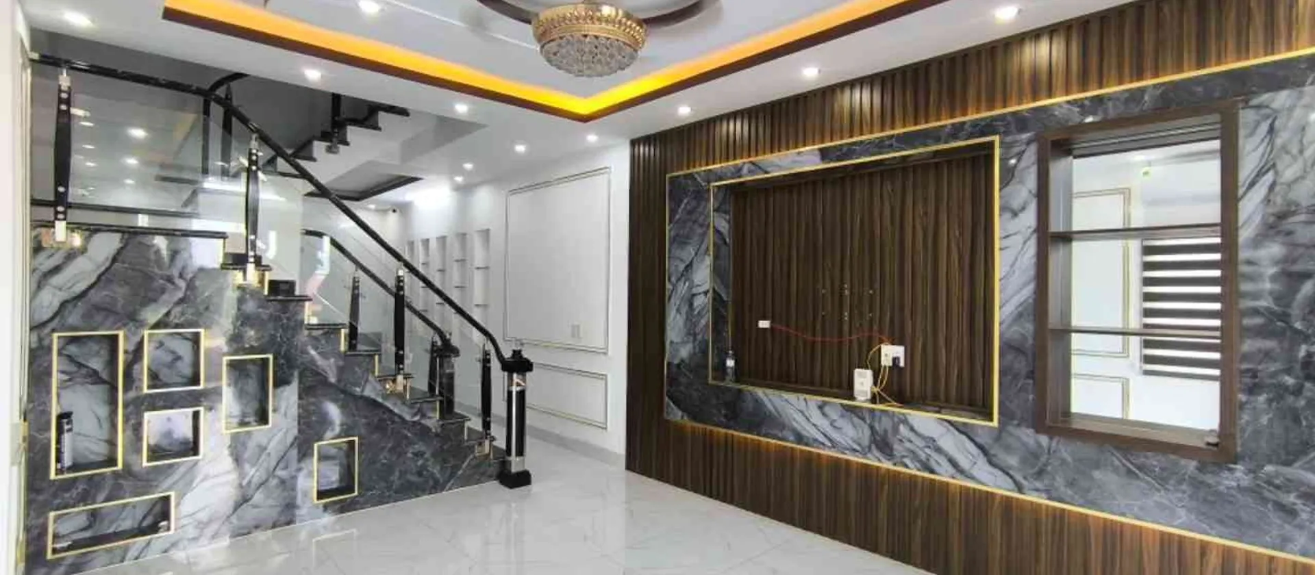 Nhà 4 tầng lô góc mặt đường kinh doanh buôn bán tốt... Bán nhà mặt phố tại Dương Kinh, Hải Phòng 01