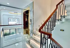 NHÀ QUẬN 12 , KẾ ĐẠI HỌC GTVT - KHU PHÂN LÔ MỚI XÂY 6 TẦNG KIÊN CỐ - THANG MÁY - NỘI THẤT ĐẦY ĐỦ... Bán nhà riêng tại Trung Mỹ Tây, Hồ Chí Minh 08