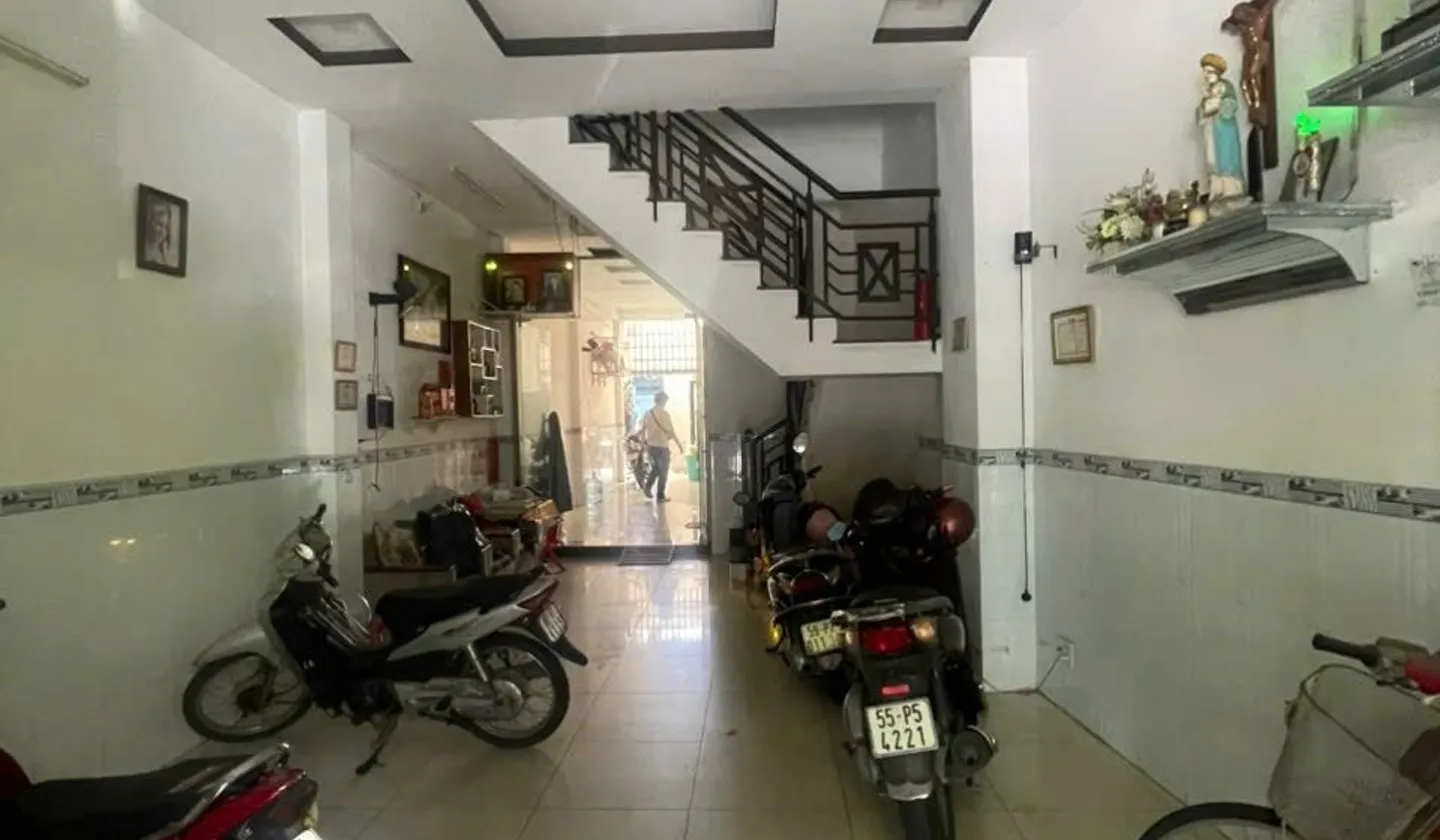 Nhà 4 tầng 6 phòng ngủ tại Tân Sơn Nhì, giá ưu đãi 15.5 tỷ... Bán nhà riêng tại Tân Sơn Nhì, Hồ Chí Minh 01