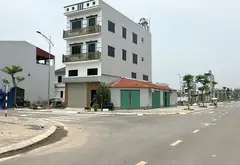 180M² TĐC TRUNG TÂM MÊ LINH – 2 MẶT THOÁNG – MT 11,25M
✨ Đất vuông vắn, vỉa hè rộng, ô tô đỗ thoải... Bán đất tại Mê Linh, Hà Nội 01