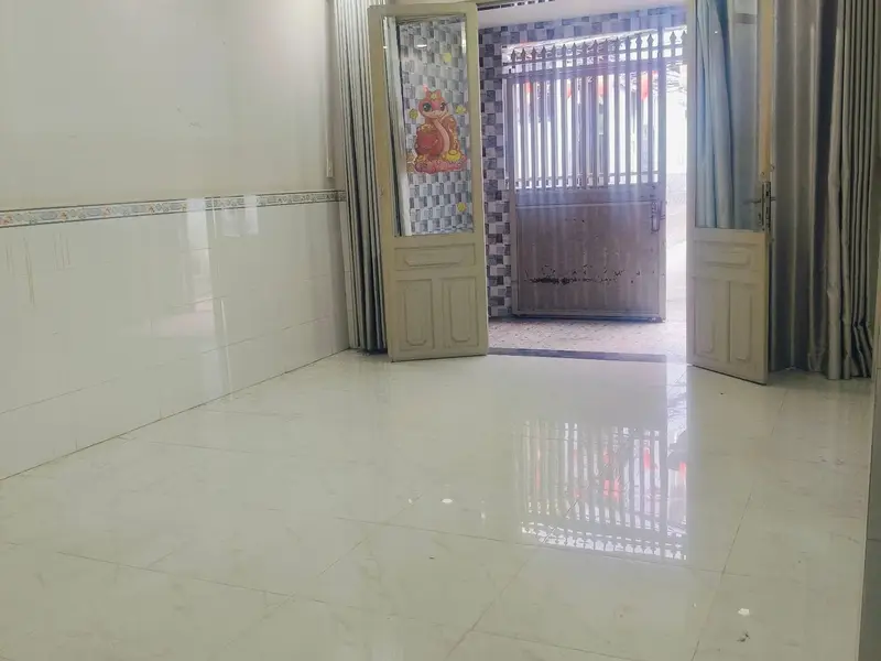 nhà mới sát bên chợ rạch ông Dương Bá Trạc quận 8- hẻm xe hơi thông - ngang 4,5x15-gia chỉ 5xtỷ... Bán nhà riêng tại Chánh Hưng, Hồ Chí Minh 01
