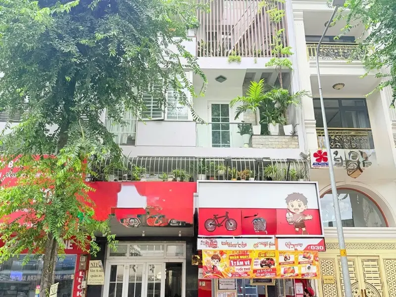 Nhà mặt phố sang trọng tại trung tâm thành phố... Bán nhà mặt phố tại Tân Sơn Nhất, Hồ Chí Minh 01