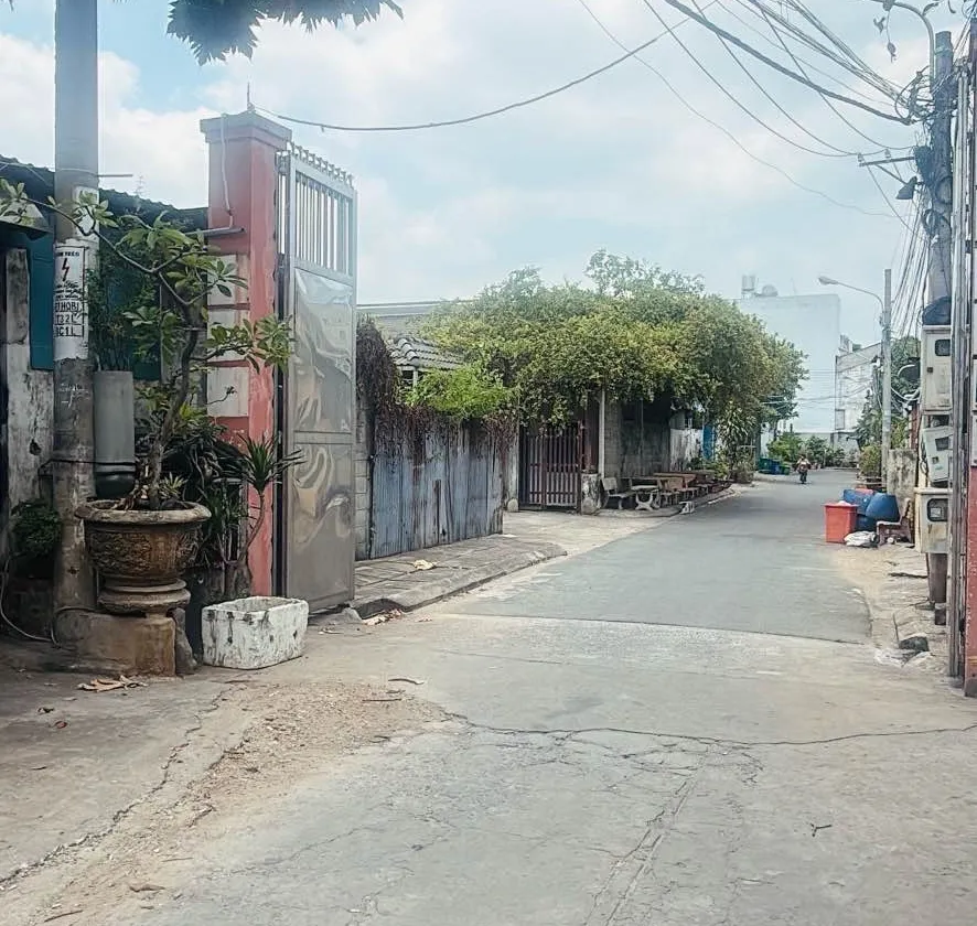 NGAY COOP MART HÒA BÌNH - TÂN PHÚ - 78M2 (4X19,5) - ĐƯỜNG 13M THÔNG - GIÁ 7,7 TỶ TL

- Hiện trạng... Bán nhà riêng tại Phú Thạnh, Hồ Chí Minh 01