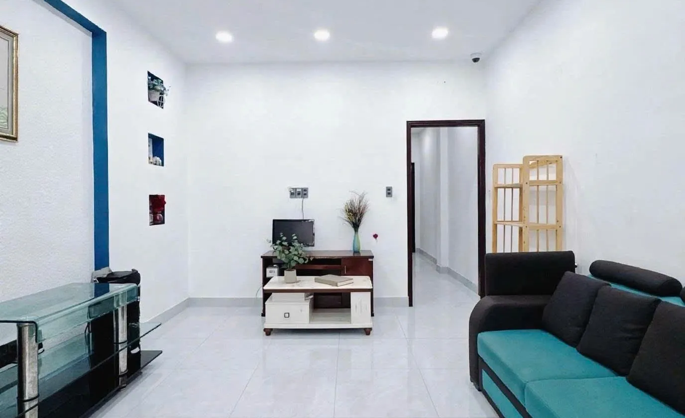 Đối diện Trường Đảng - 56m2 - 5 Tầng - Nhỉnh 19 tỷ - Hẻm 2 ô tô tránh... Bán nhà mặt phố tại Khánh Hội, Hồ Chí Minh 01